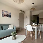 Apartment 2 Pieces Climatise Proche Du Port Gn190-015 Gruissan